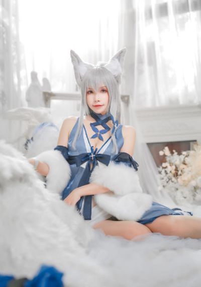 少妇老师勾引我做爰电影