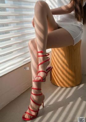 女主被各种怪物交高h文