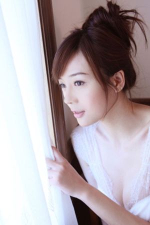 小媳妇看电视剧
