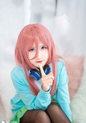 《热辣滚烫》