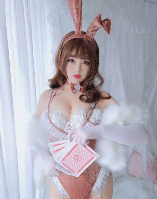 人事美魔女