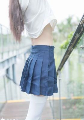 成人h版爱丽丝梦游仙境女主
