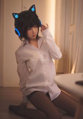 情欲过旺的女人hd片偷心