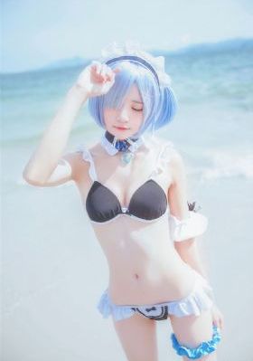 夏日男泉