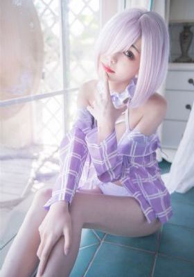 校花喂我乳我脱她胸罩免费视频