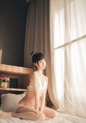 守卫者浮出水面